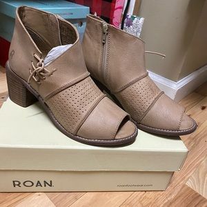 ❗️Flash Sale❗️Roan by Bed Stu Katherine open toe booties